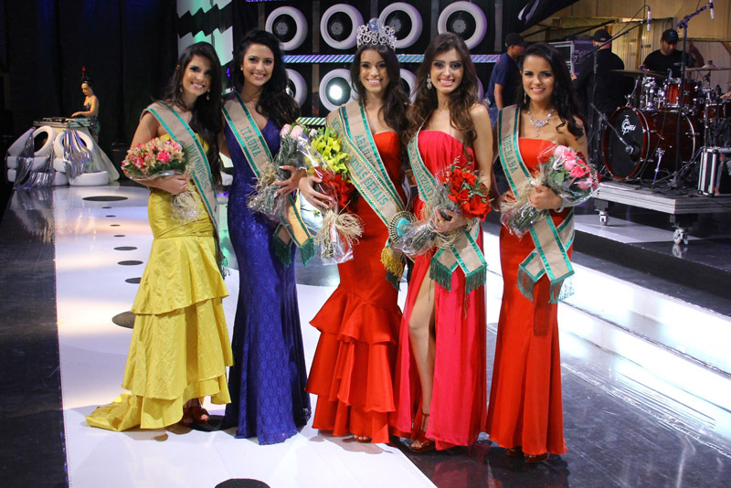 luiza gontijo, miss circuito das aguas 2013. Zgs3t8yu