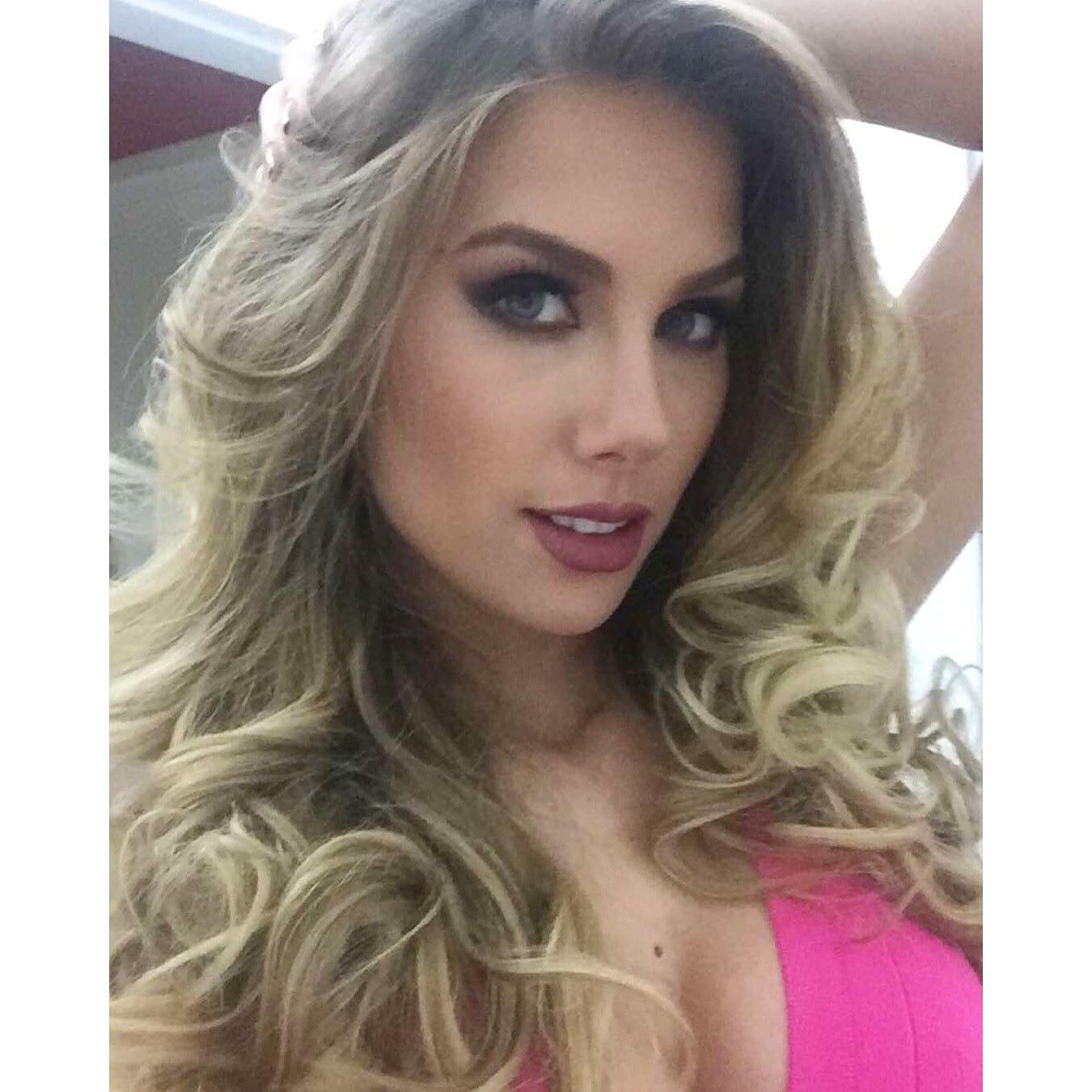 marthina brandt, miss brasil universo 2015. - Página 49 Lr3p2ylm