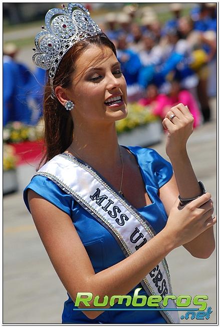 stefania fernandez, miss universe 2009. - Página 31 Pkk2t6oo