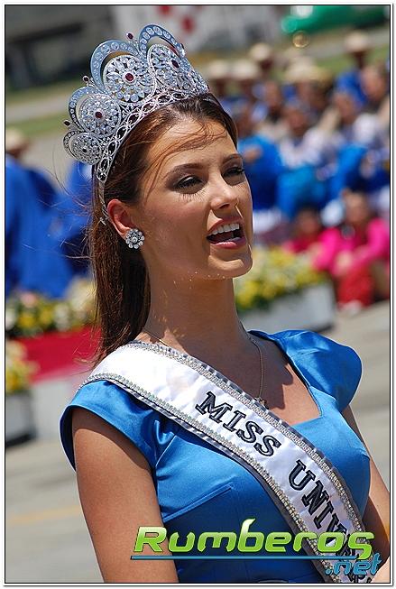 stefania fernandez, miss universe 2009. - Página 31 X5u4o7lo