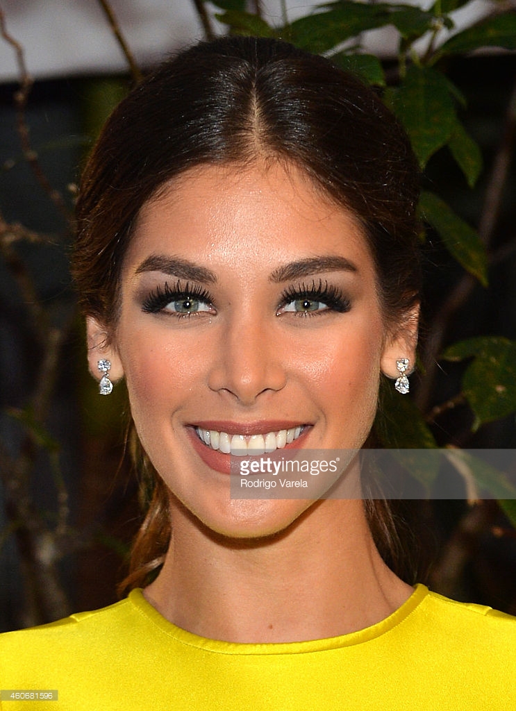 dayana mendoza, miss universe 2008. - Página 19 Qismumwf