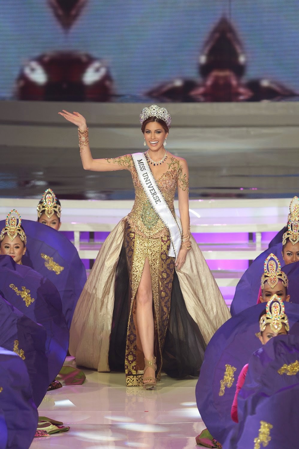 gabriela isler, miss universe 2013. - Página 8 Dbvc9fw8