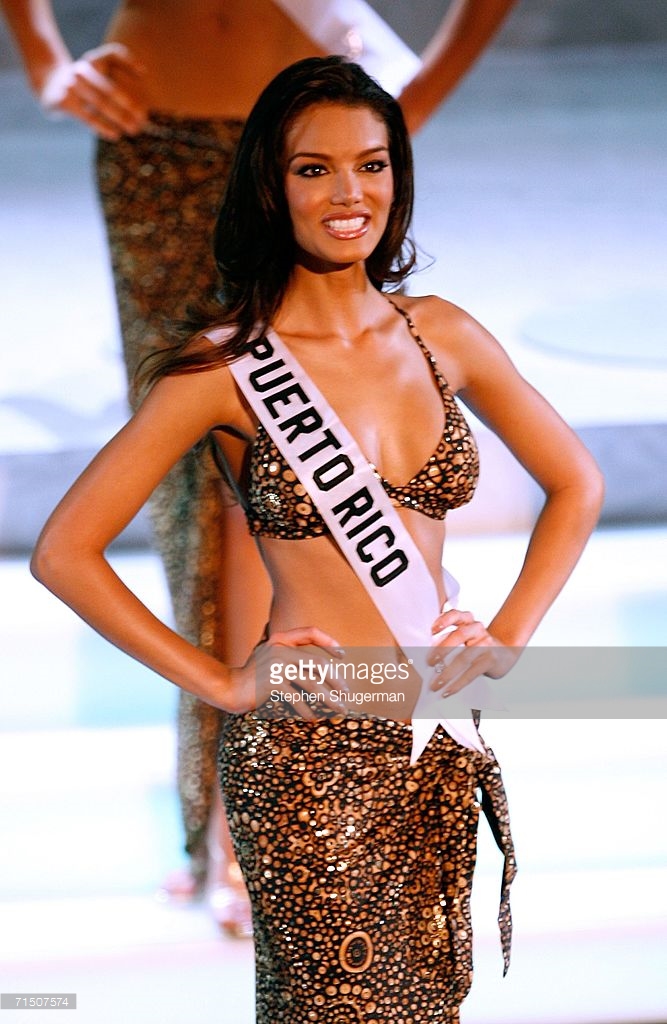 zuleyka rivera, miss universe 2006. - Página 24 Hilt5i3r