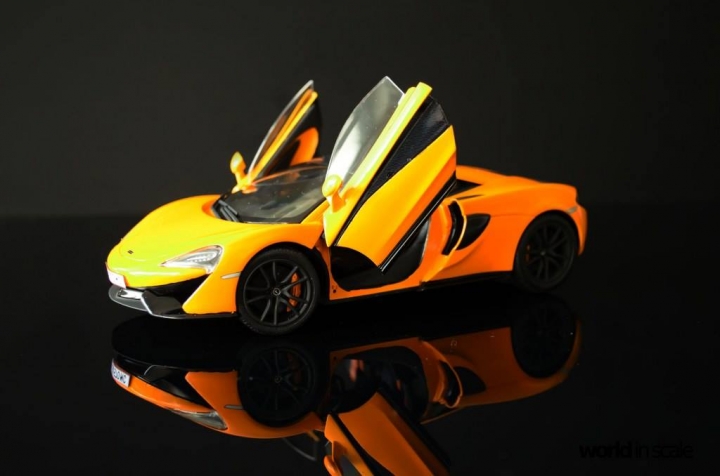 McLaren 570S - 1/24 by Revell 8ikgwgp2