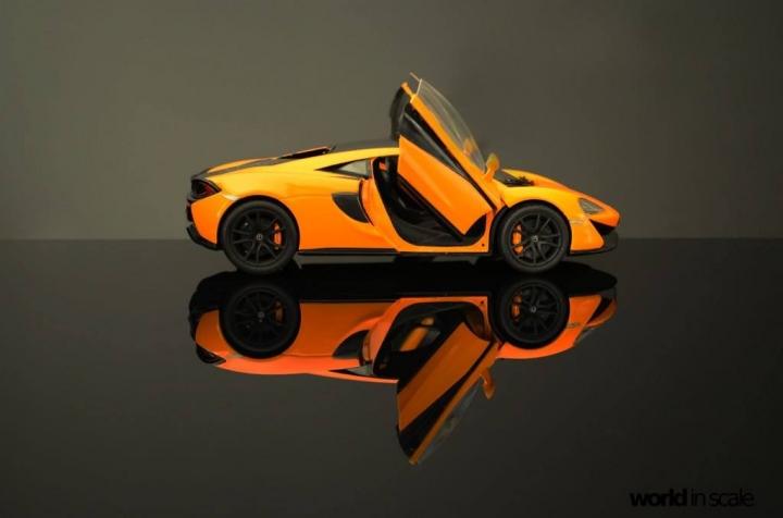 McLaren 570S - 1/24 by Revell M4kfhjgj