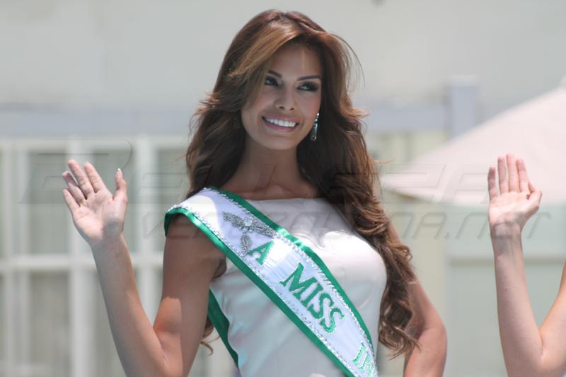 elian herrera, miss venezuela internacional 2012. - Página 25 Vx226iv6