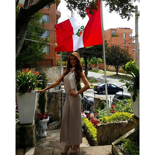 laura spoya, miss america latina mundo 2016. - Página 9 Kf7d2yun