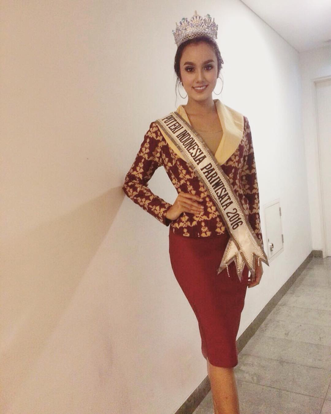 intan aletrino, semifinalista de miss supranational 2016. - Página 7 Odd54zwb