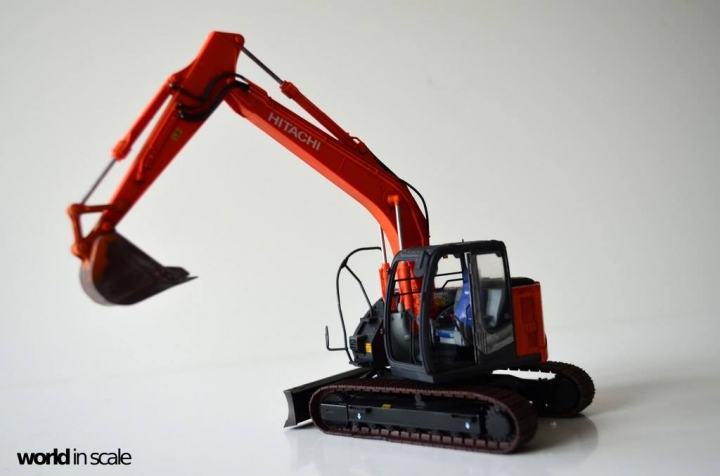 Hitachi ZAXIS 135US - 1/35 by Hasegawa On6iy4rx