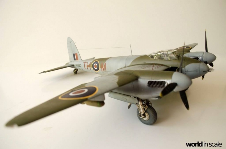 De Havilland Mosquito FB Mk.VI - 1/32  by Tamiya, Eduard, ... D29hufcm