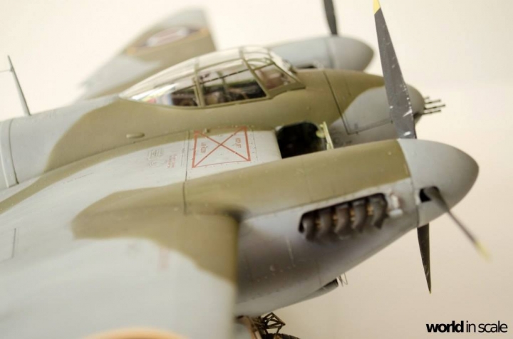 De Havilland Mosquito FB Mk.VI - 1/32  by Tamiya, Eduard, ... Salyexrt