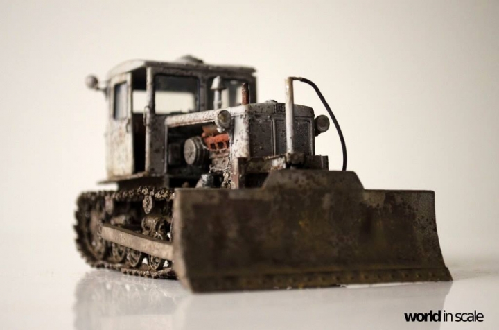 DT-74 "Soviet Dozer" - 1/35 by Balaton Modell Tyvjugsa