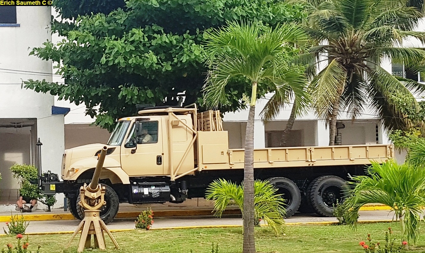 Fuerzas armadas de Colombia - Página 16 Qnms4jza