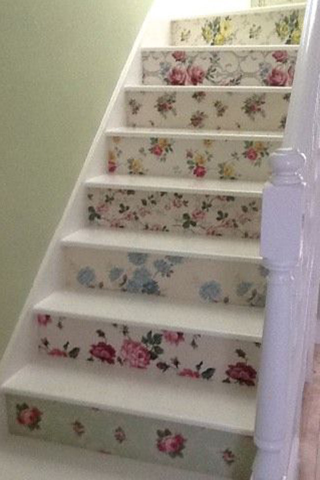 جملى سلالم منزلك بافكار جديده,زينى السلالم الداخليه لبيتك Large_how-to-decorate-home-stairs-fustany5