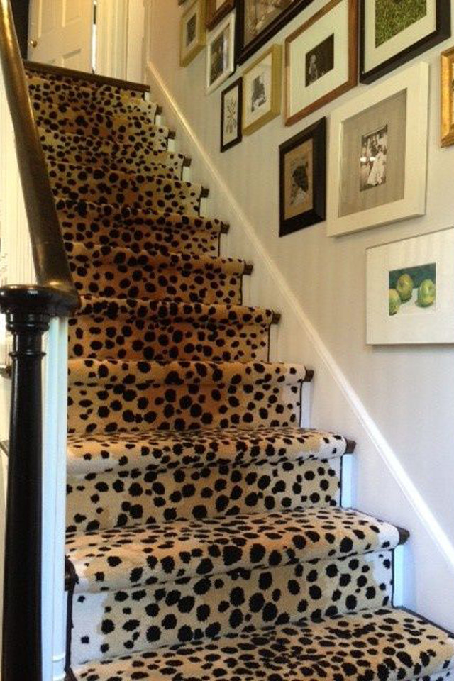 جملى سلالم منزلك بافكار جديده,زينى السلالم الداخليه لبيتك Large_how-to-decorate-home-stairs-fustany6