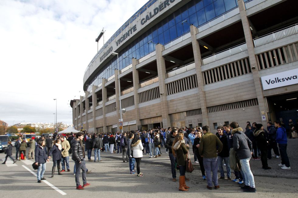 VIOLENCIA EN EL DEPORTE » Muere el hincha del Deportivo tras una pelea con ultras del Atlético 1417360373_431871_1417360430_noticia_grande