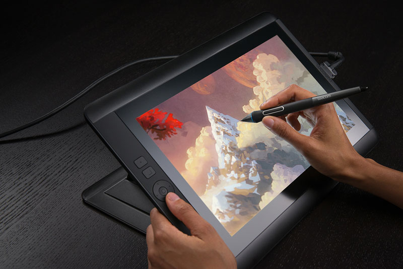 [TABLETTES GRAPHIQUES] Comment choisir sa tablette ?  - Page 3 Wacom-cintiq-13HD-img1-l