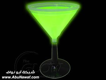 صور للاختراعات الجديدة والطريفة ,,, روعة 340_glow-martini-glasses-1