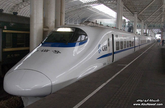 قطار الرصاصه فائق السرعه باليابان ؟؟ 800px-China_railways_CRH2_unit_001