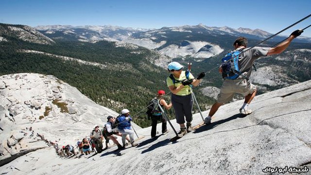 أكثر الأماكن خطورةً في العالم / بالصور والفيديو Halfdome