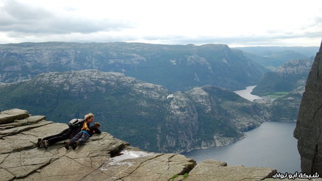 أكثر الأماكن خطورةً في العالم / بالصور والفيديو Preikestolen