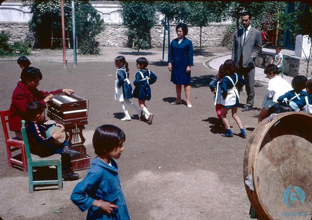 بوتين يؤكد تزويد سوريا بجزء من صفقة صواريخ S-300 Color-Photos-of-Afghanistan-in-The-1960s-by-Bill-Podlich-10