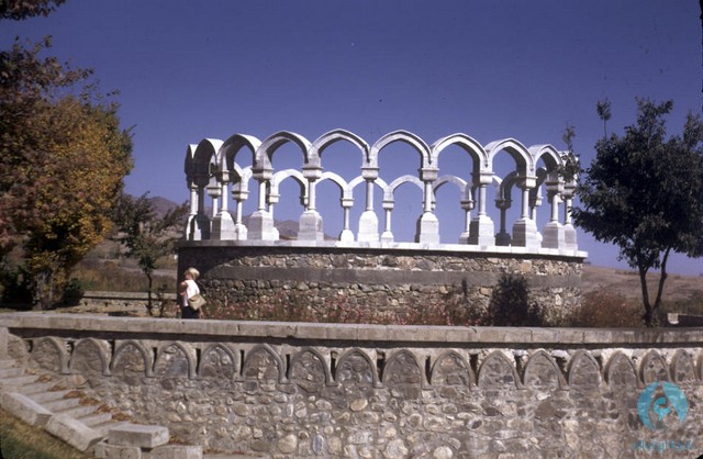 بوتين يؤكد تزويد سوريا بجزء من صفقة صواريخ S-300 Color-Photos-of-Afghanistan-in-The-1960s-by-Bill-Podlich-4