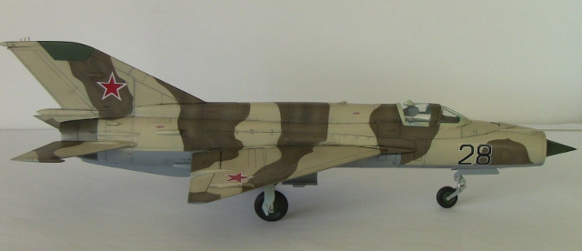 Mig 21 MF 1/48 academy. Mig2101ok