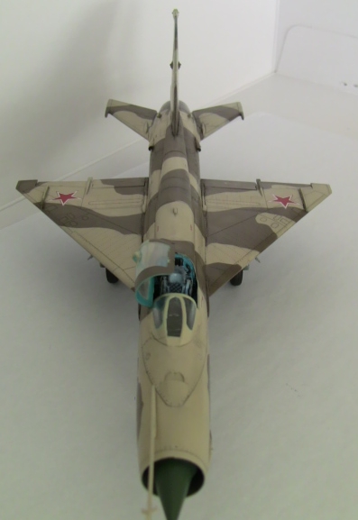 Mig 21 MF 1/48 academy. Mig21028ok