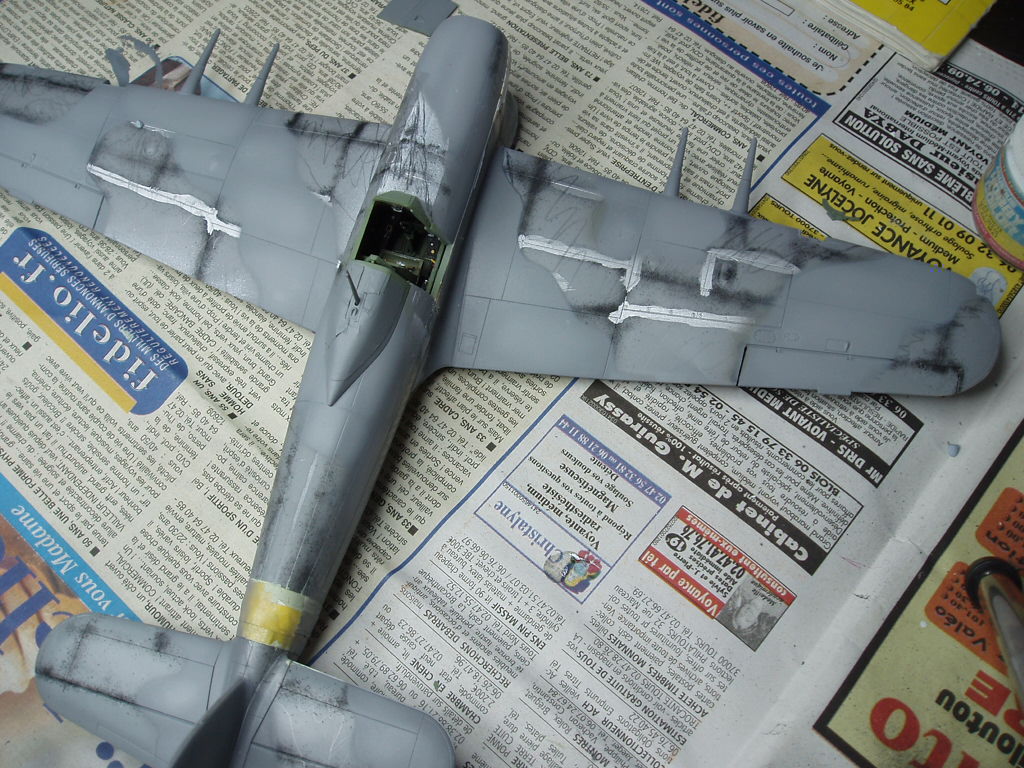 [Hasegawa] 1/48 - Hawker Typhoon  Peinture%201