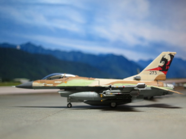 [Revell & Arii] 1/144 F-16s Fighting Falcon of Israeli Air Force F_9476530_1