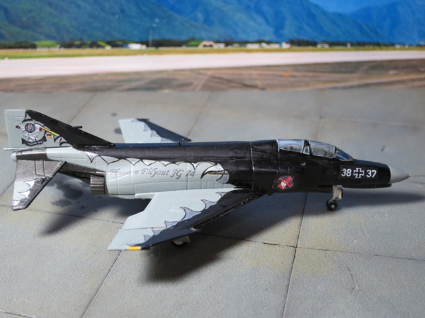 [JWings] 1/144 McDonnell Douglas F-4F Phantom II "Thank You" F_10420823_1