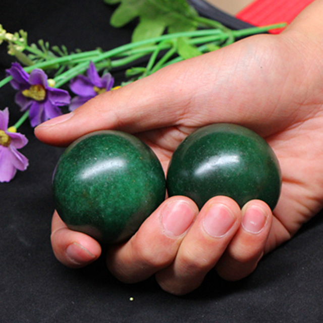 les éléments - Page 26 50mm-Paires-Livraison-gratuite-naturel-main-boule-de-massage-chinois-vert-rouge-boules-de-jade-pierre.jpg_640x640