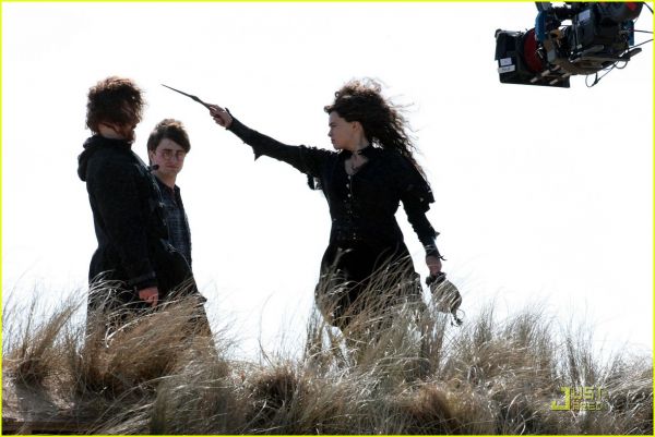 Bellatrix se divirtio haciendo de Hermione Normal_helena-bonham-carter-bellatrix_lestrange-01