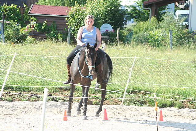 Maroussia convertit une cavalière classique !!!! Juin%20570