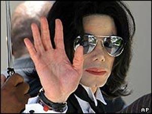 قصة حياة مايكل جاكسون Michael Jackson والبوماته News_D9C5013A-7770-4C48-B53D-FDBF904A8EF7