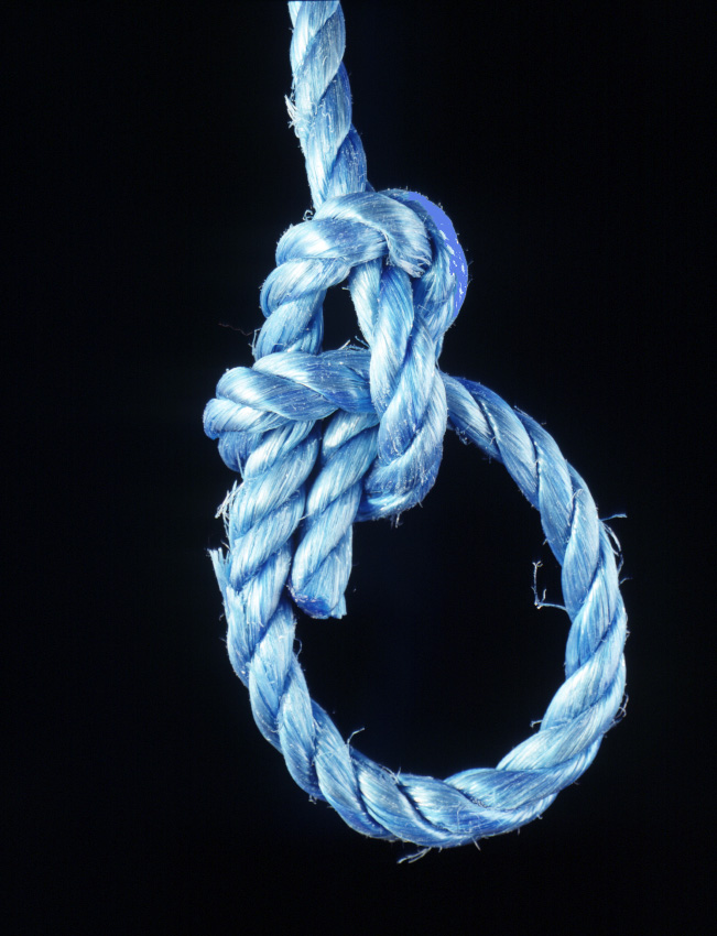 Appel à tou-te-s Knot-bowline-black-backdrop-blue-nylon-rope-1-AJHD