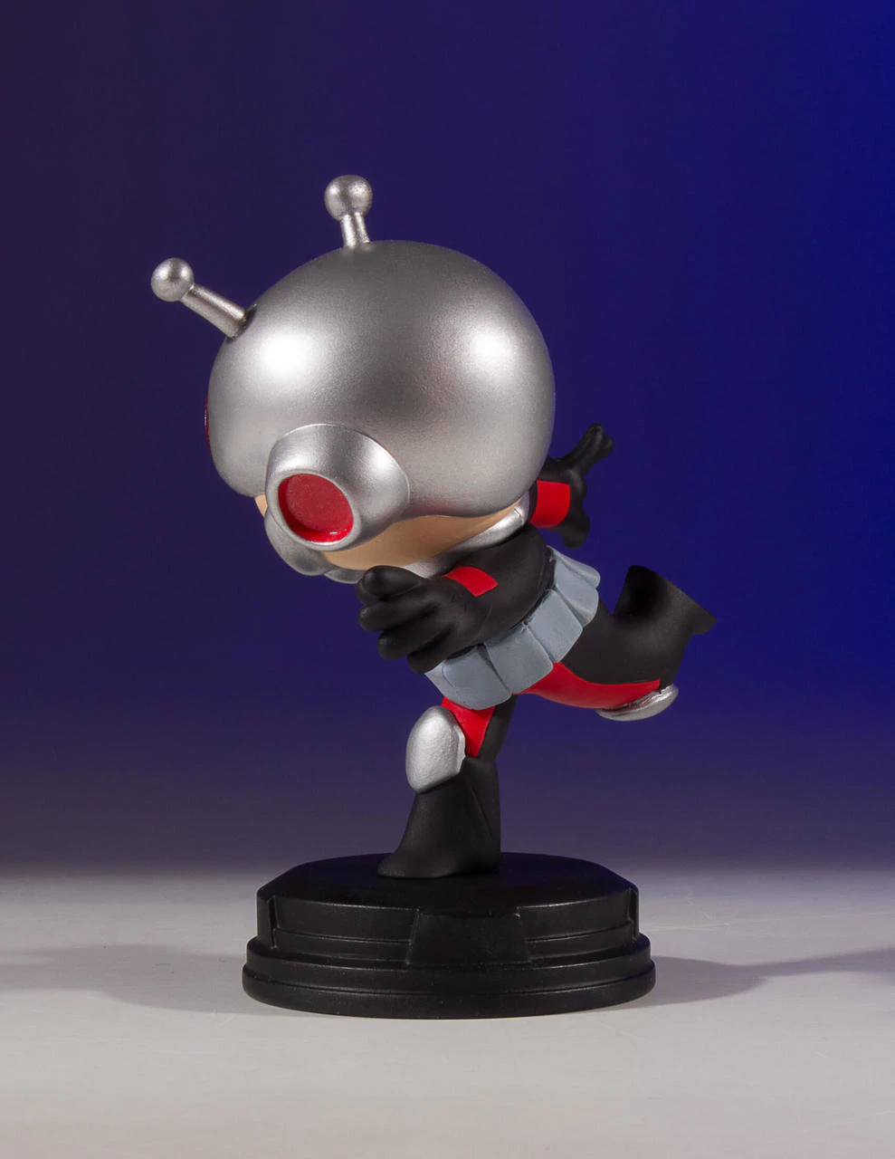 ANT MAN SKOTTIE YOUNG STATUE Ant-Man-Animated_05