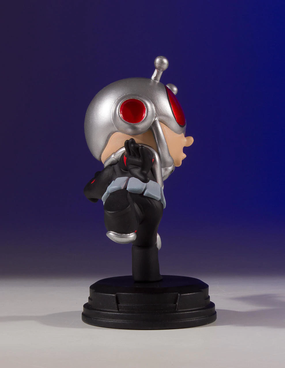 ANT MAN SKOTTIE YOUNG STATUE Ant-Man-Animated_06