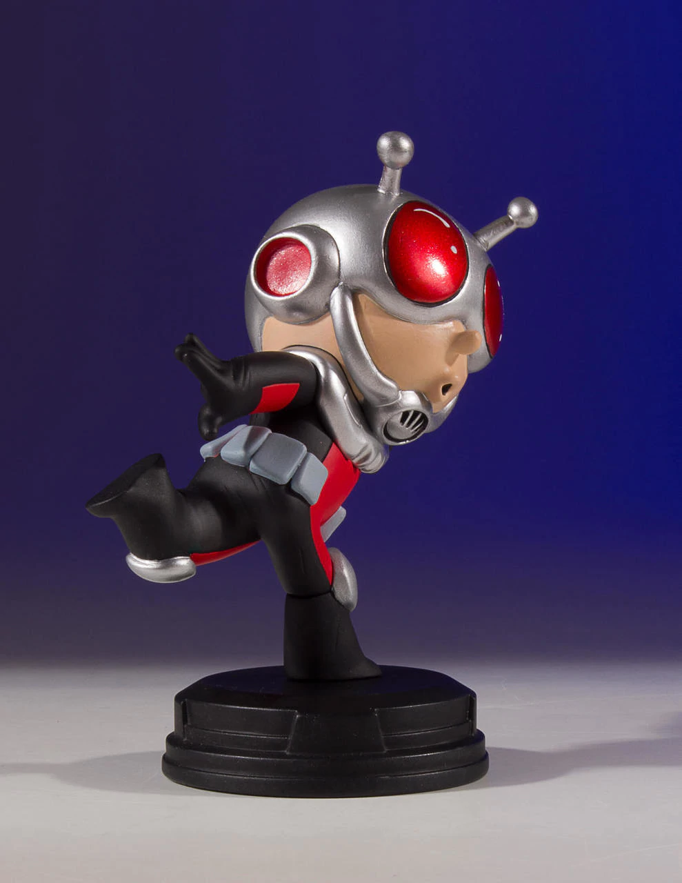 ANT MAN SKOTTIE YOUNG STATUE Ant-Man-Animated_08