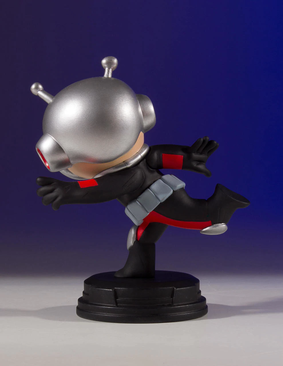 ANT MAN SKOTTIE YOUNG STATUE Ant-Man-Animated_09