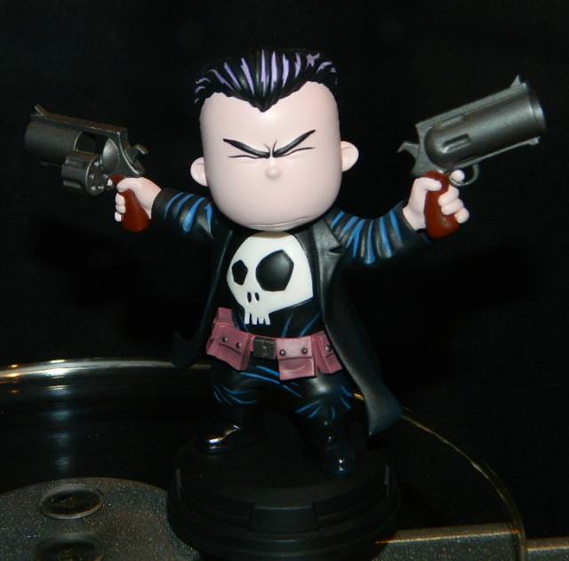 PUNISHER SKOTTIE YOUNG STATUE Baby-punisher_01