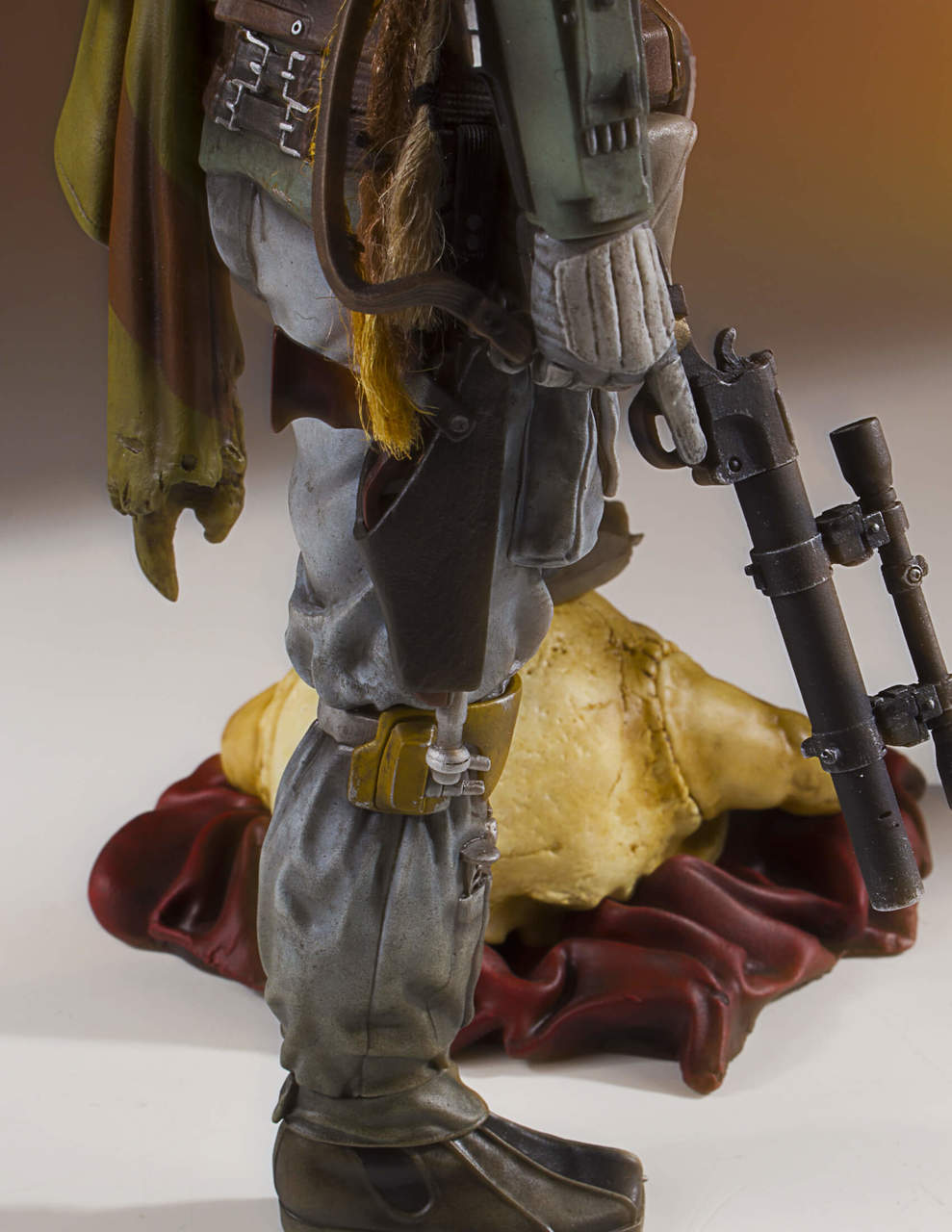 BOBA FETT COLLECTOR’S GALLERY STATUE Boba-Fett-Statue_06