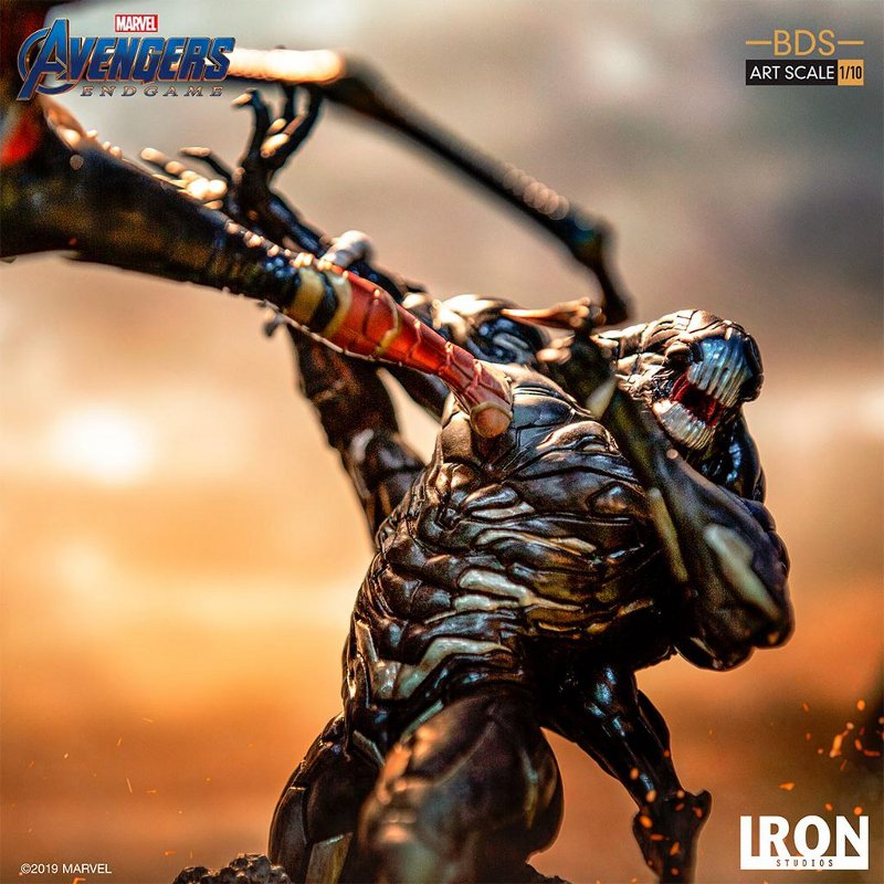 IRON STUDIOS : Avengers: Endgame – Iron Spider and Outrider Statues Iron-Spider-BDS-Statue-003