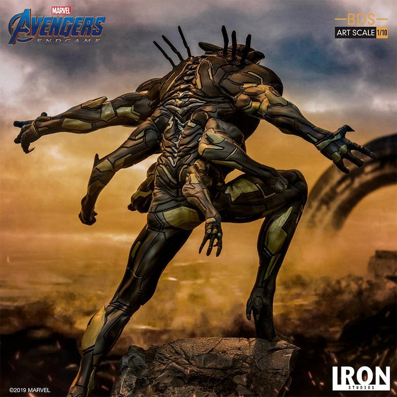 IRON STUDIOS : Avengers: Endgame – Iron Spider and Outrider Statues Outrider-BDS-Statue-003