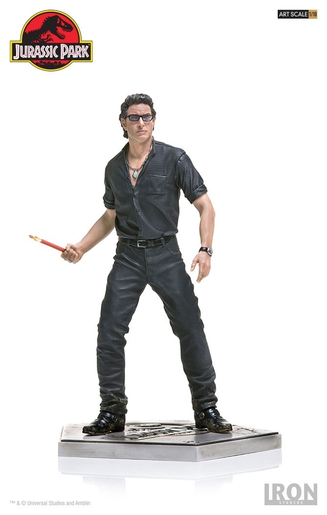 IRON STUDIOS: Dr IAN MALCOM Art scale (Jurassic park) Iron-Studios-Jurassic-Park-Dr.-Malcolm-Statue-10