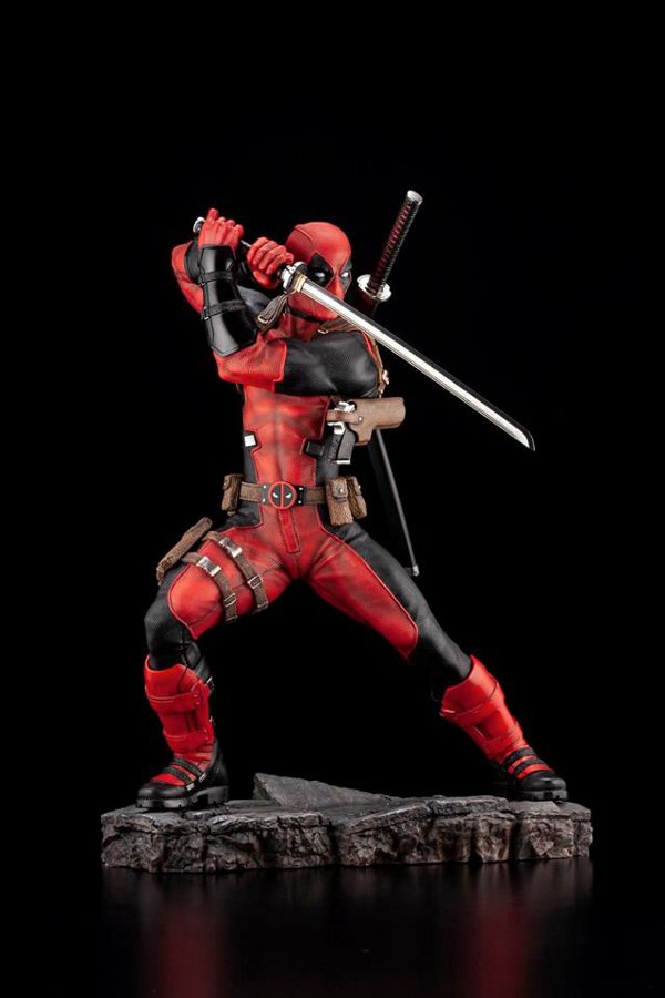 DEADPOOL MAXIMUM FINE ART STATUE DEADPOOL-MAXIMUM-FINE-ART-STATUE-3