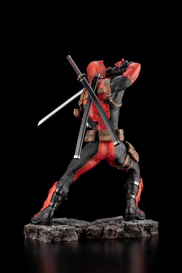 DEADPOOL MAXIMUM FINE ART STATUE DEADPOOL-MAXIMUM-FINE-ART-STATUE-8