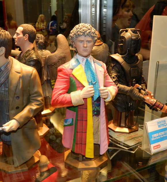 Titan Merchandise : Doctor Who The 6th Doctor Doctor-who-6th-Doctor-Cancelled_01