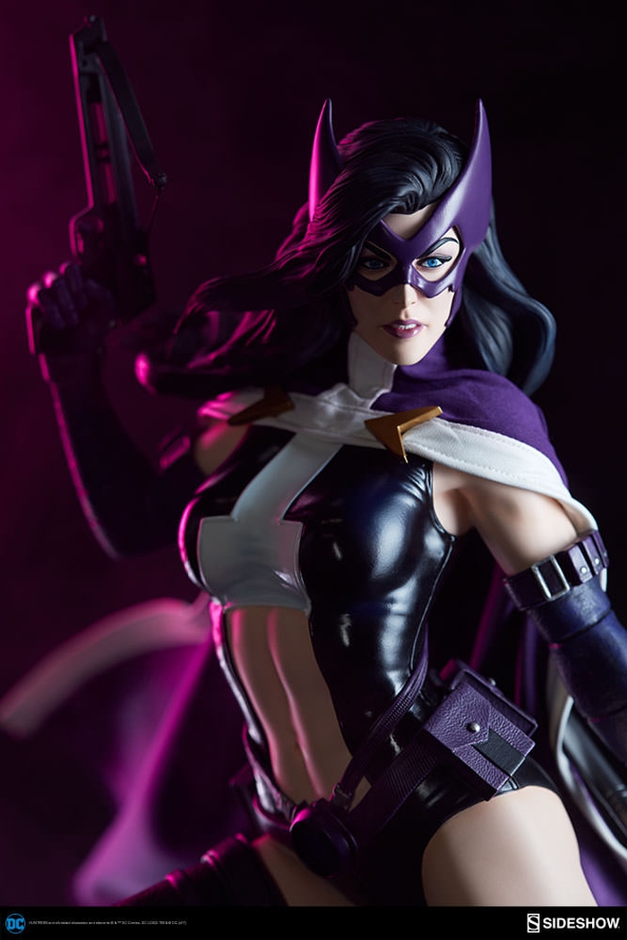 HUNTRESS PREMIUM FORMAT   Huntress-premium-sideshow-01